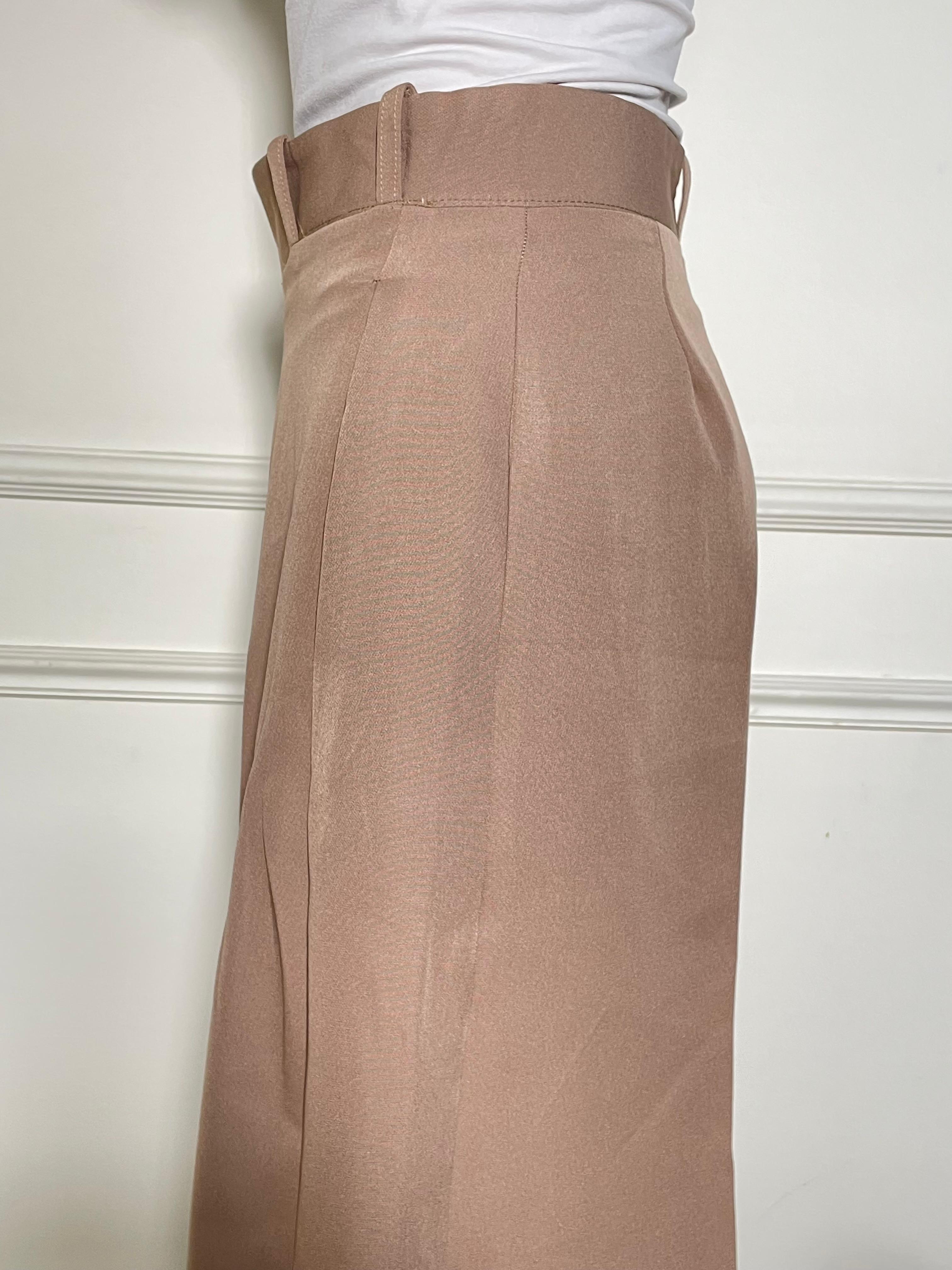 Flowy tailored wide-leg pants